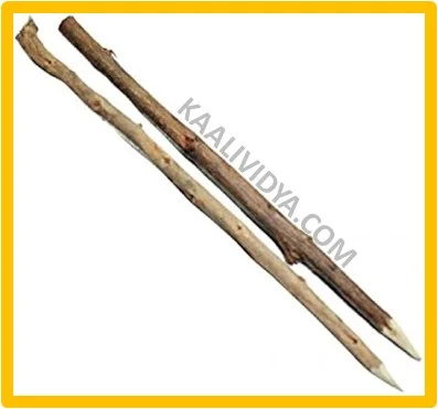 ANAR-KA-PEN-KALAM Unlock the power of ancient rituals with the Anaar ki Kalam, a mystical writing tool traditionally used in spiritual practices, tantra, and yantra creation. Made from the sacred twig of the pomegranate (anaar) tree, this pen holds deep significance in Vedic rituals, especially for writing yantras on Bhojpatra or other sacred parchments.